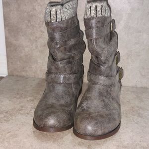 JustFab Boots size 10
